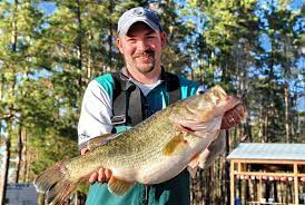 I moved here from charlotte nc and been living in round rock for 2 half year now. Lake Conroe 15 93 Lb Bass Makes Top 50 List