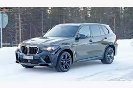 Das weiterentwickelte bmw twinpower turbo aggregat stellt eine leistung bereit, die zusammen mit. Bmw X5 M 2022 Mit Facelift Als Erlkonig Erwischt