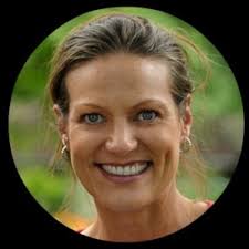 Anne Cull (@ThinkViralKC)