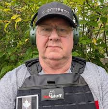 Great 20 foot extension ladder. American made. (New ones are $300 plus)  Cash only No trades