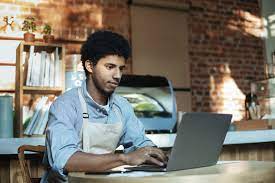 Canadian Restaurant Tax Guide | Quickbooks Canada