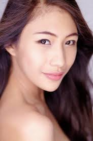 L I F E I S A J E R N I H: Sam Borcena