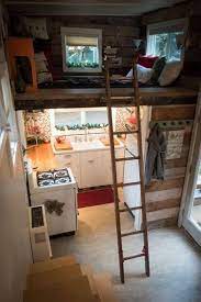 Broke Single Mom Builds Her Own Tiny Home For 75 A Month Small House Nation Tiny House Tiny Studio Apartments