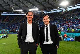 La cerimonia d'apertura all'olimpico è una festa, i tifosi italiani tornano allo che emozione allo stadio olimpico di roma per la cerimonia di apertura di euro 2021: 9 Tczdo5cqazam