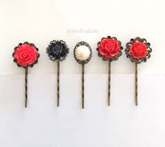 Red rose wedding cake | via pinterest. Red Rose Wedding Ideas Wedding Theme Traditional