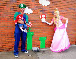 Diy mario halloween costume cheap and easy Diy Mario Bros Family Costume Costume Yeti