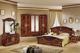 Founder and ceo, maria's love for classical 17th & 18th century design influences the distinctive product ranges available, all made with luxurious fabrics and handmade craft finishing, which also inspired the modern italian contemporary line. Italian Classic Bedroom Italian Design Furniture By Em Italia Italian Bedroom Sets Italian Bedroom Classic Bedroom