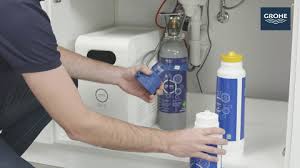Bei einem pro kopf verbrauch von 2,5 litern pro tag kann so auf dauer erhebliches. Installation Services For Grohe Blue Professional Grohe Grohe Ag Company Page