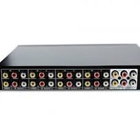 8-Port AV Switcher & 2-Way AV Splitter - Metal Housing (8x2 AV Switch /  Splitter)