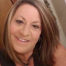 Anyone have pictures of the old Drive-In near Pinson? Im sure it was  beautiful back in the day!