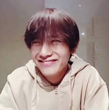 Mời các bạn đón đọc các bài viết về v bts và chia sẻ . V Va Sungjae A Hay Sá»­ Dá»¥ng GÆ°Æ¡ng Máº·t Cá»§a Minh Co Tam Chut Ä'i Tin Tá»©c Nhanh Kpop Trang Kpop Uy Tin Nháº¥t Viá»‡t Nam Meme Faces V