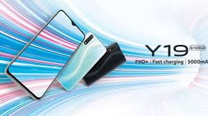 Scegli la consegna gratis per riparmiare di più. Harga Dan Spesifikasi Lengkap Hp Terbaru Vivo Y19 Baterai 5000mah Ram 6gb Dibanderol Rp 3 Jutaan Tribunnews Com Mobile
