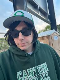 Anthony Vacca (@radt182)