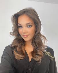 Megan Wright's Instagram, Twitter & Facebook