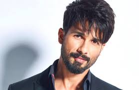 Shahid Kapoor To Turn Producer With A Series Based On Amish Tripathi's  Novel?