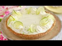 With A Graham Cracker Crust And Simple Creamy Base My Easy Key Lime Pie Recipe Is A Deliciously Tart No Bak Key Lime Pie Keylime Pie Recipe Key Lime Pie Easy