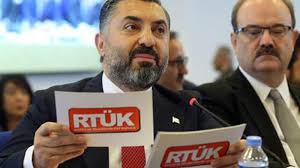 Jun 02, 2021 · rtük tarafından yayınlanan rapora göre, kadına yönelik fiziksel şiddet sahneleri içeren masumiyet dizisini yayınlayan fox'a idari para cezası müeyyidesi kararı alındı. Rtuk Uyesi Ilhan Tasci Dan Rtuk Baskani Ebubekir Sahin E Mesele Hak Edene Ceza Kesebilmektir