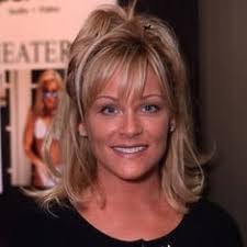 Lynn Doss's Instagram, Twitter & Facebook