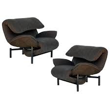 Rare Pair Of Reclining Veranda Lounge Chairs By Vico Magistretti 1stdibs Com Eclectic Furniture Furniture Design Furniture