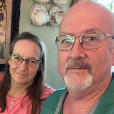 Where is the best place to get a big all beef burger in Pensacola, FL?