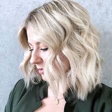 While styling short wavy hair, avoid using products that are too sticky. How To Curl Short Hair Wavy Hair Tutorial For Short Hair