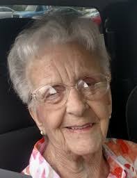 Mabel Pearson's Instagram, Twitter & Facebook