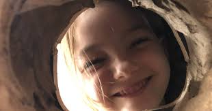 Community project builds new 'hollow' homes for wildlife south of Mandurah 