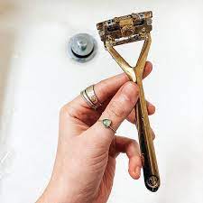 Leaf Shave On Instagram Giveaway To Celebrate The Launch Of Our New Gold Razor We Re Giving Away A Razor To 2 Winners Ya I Know It S Awesome It S 20