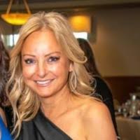 Cynthia Couto's Instagram, Twitter & Facebook