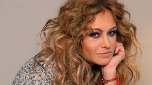 Ver más ideas sobre paulina rubio, rubio, muchacha con rizos. El Vergonzoso Espectaculo De Paulina Rubio Durante Un Concierto Solidario