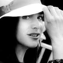 Molly Weeks (ballecore)