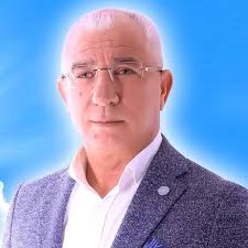 Mezitli Atatürk mahallesi Muhtar Badegul kaptan hanım ile önceki dönem  Mezitli Belediye meclis üyemiz Fuat Degerin evliliğe ilk adım olan nişan  yüzükleri takıldı hayırlı olsun