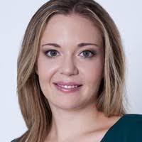 Mara Dow's Instagram, Twitter & Facebook