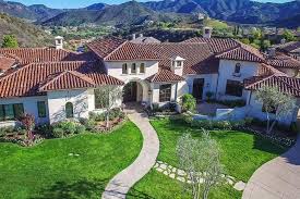Britney spears' father jamie has filed documents in an attempt extend his conservatorship over her his famous daughter and make it valid in three key states. Britney Spears Houses Inside The Popstar S Amazing Property Portfolio Loveproperty Com