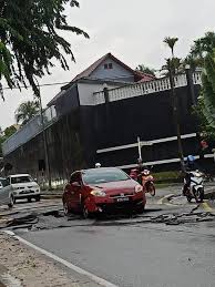 Bawang Rangers Katanya Jalan Rosak Akibat Banjir Kilat Facebook