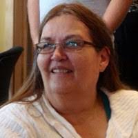 Shelley Lacy's Instagram, Twitter & Facebook