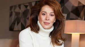 Cláudia raia (ga) attrice e ballerina brasiliana (it); Esta Nos Planos Diz Claudia Raia Sobre Ser Mae Pela Terceira Vez Istoe Independente