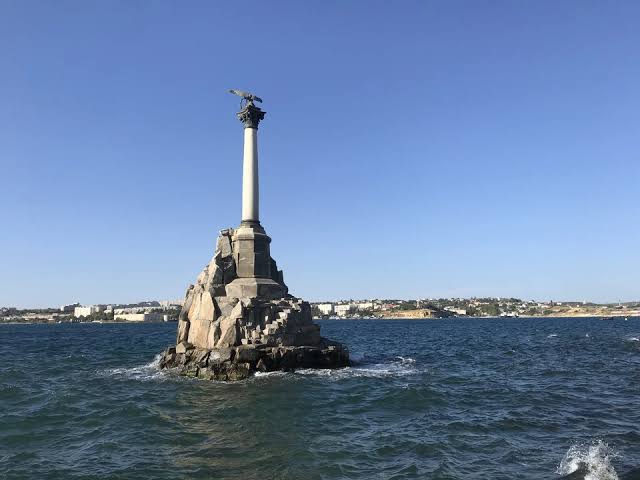 https://encrypted-tbn0.gstatic.com/images?q=tbn:ANd9GcQ6QESMsICCOnrYYHTxG_zEnZzeV7HbumoMI_SyS5hXiS4q7vbhdU3JD0-D&s=10