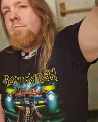 As a lot of people know, Maiden is my absolute favorite band and it's crazy  to think the last time I saw them was back in 2019. Second photo is with  Anakin