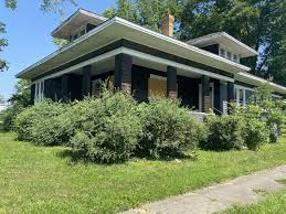 Best lodging in nitro, wv (with prices). Joe R Pyle Auctions