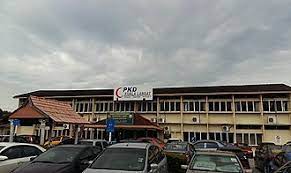 Menjadi penyelaras dan penghubung antara kerajaan dan rakyat serta mewujudkan. Pejabat Tanah Hulu Langat Donskia