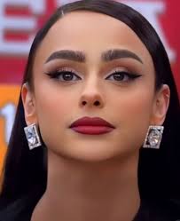 Ky është emri i vërtet i Egli Takos, banores së përfolur të “BBVA” Lajmi në  koment👇