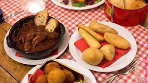 La sicilia è nota a tutti non solo per i suoi paesaggi incredibilmente belli ma anche per la sua cucina. Mangiare A Palermo 4 Indirizzi Indimenticabili Da Provare
