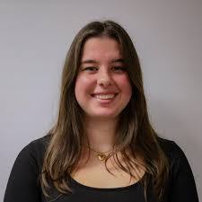 Kari Cameron's Instagram, Twitter & Facebook