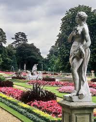 Waddesdon Manor Gardens Buckinghamshire Uk Statues In The Formal Gardens 14 Of 30 Formal Gardens Manor Garden Outdoor Statues