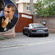 Jan 17, 2020 · crystal palace star mamadou sakho, 29, was away with his wife majda and their three children when the home in wimbledon was hit by a gang of thieves. Liverpool Star Mamadou Sakho Moves Into Brendan Rodgers Marital Home After He Moves Out Mirror Online