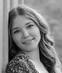 Gateway graduates 41 under sunny skies