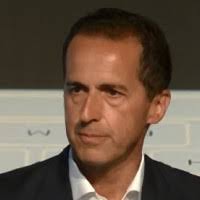 10500+ "Mosca" profiles