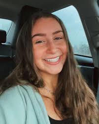 & @sarahh.lambertt house and car