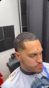 Renzo Castillo (@renz.barber_) • Instagram photos and videos